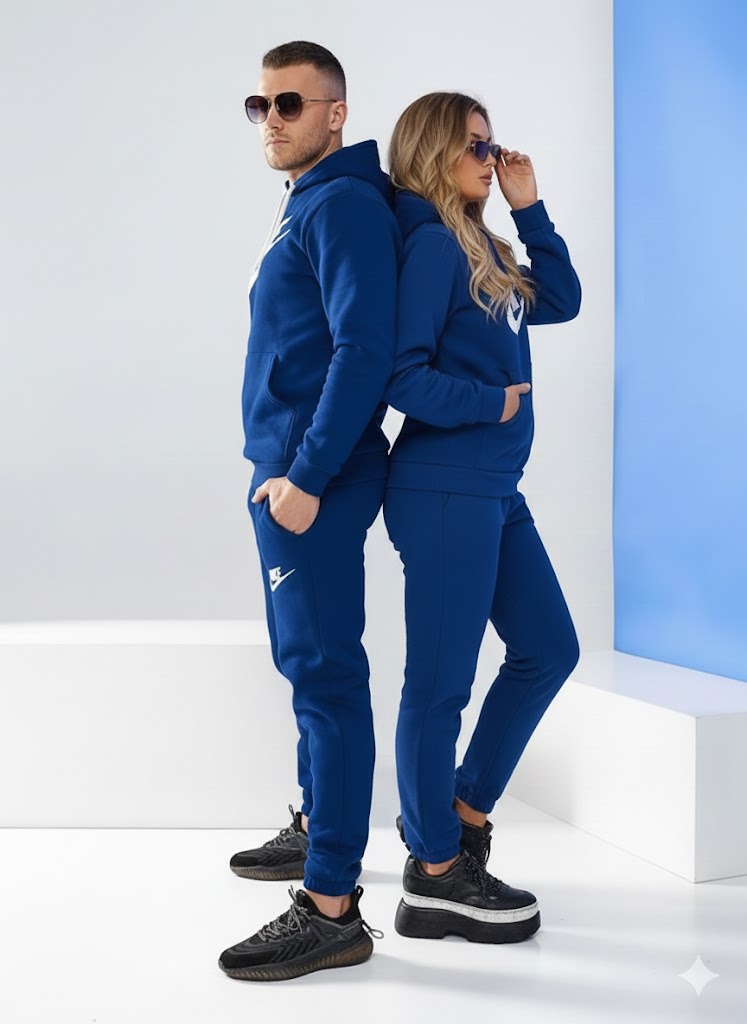 Спортивний костюм NIKE